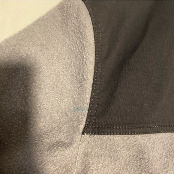 Columbia snap button shacket - Picture 3 of 4